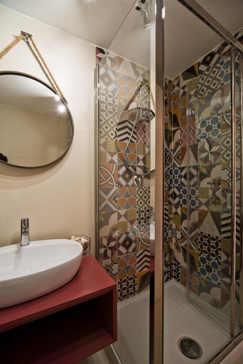 Bed And Travel Apartment La Minerva Suite Salerno Exterior foto
